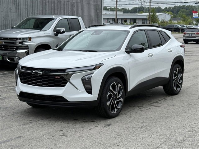 2025 Chevrolet Trax photo 8