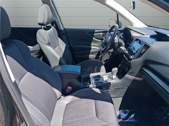 2022 Subaru Forester Premium photo 19
