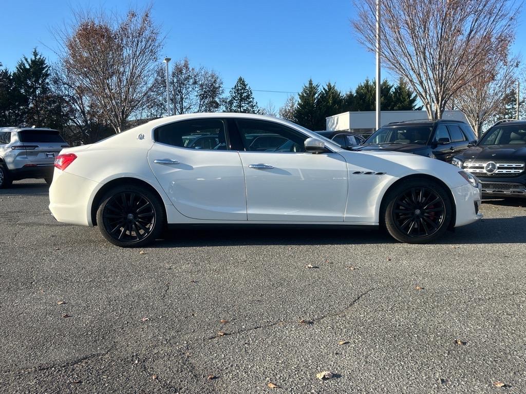 2019 Maserati Ghibli photo 18