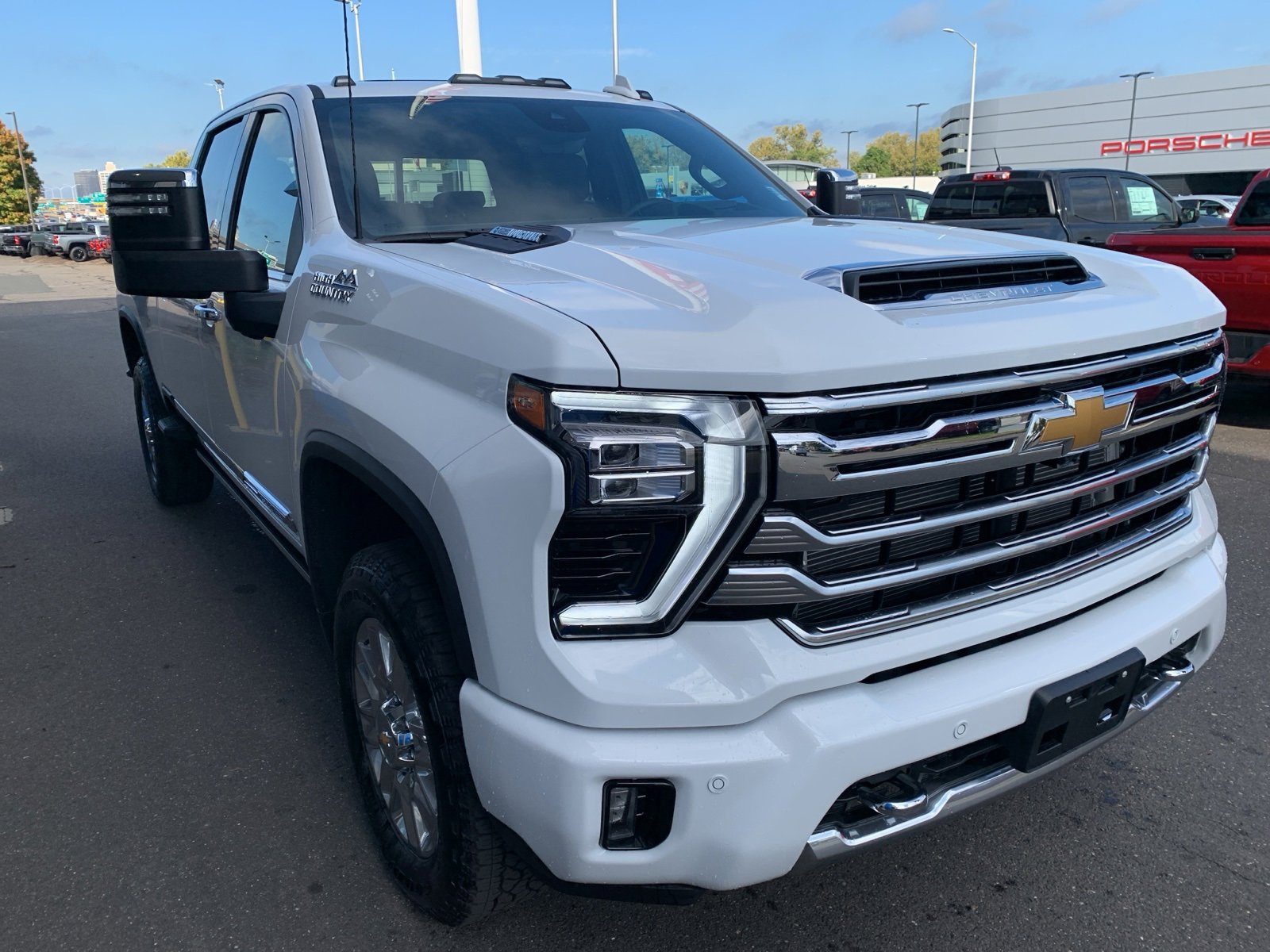 2025 Chevrolet Silverado 2500HD High Country photo 3