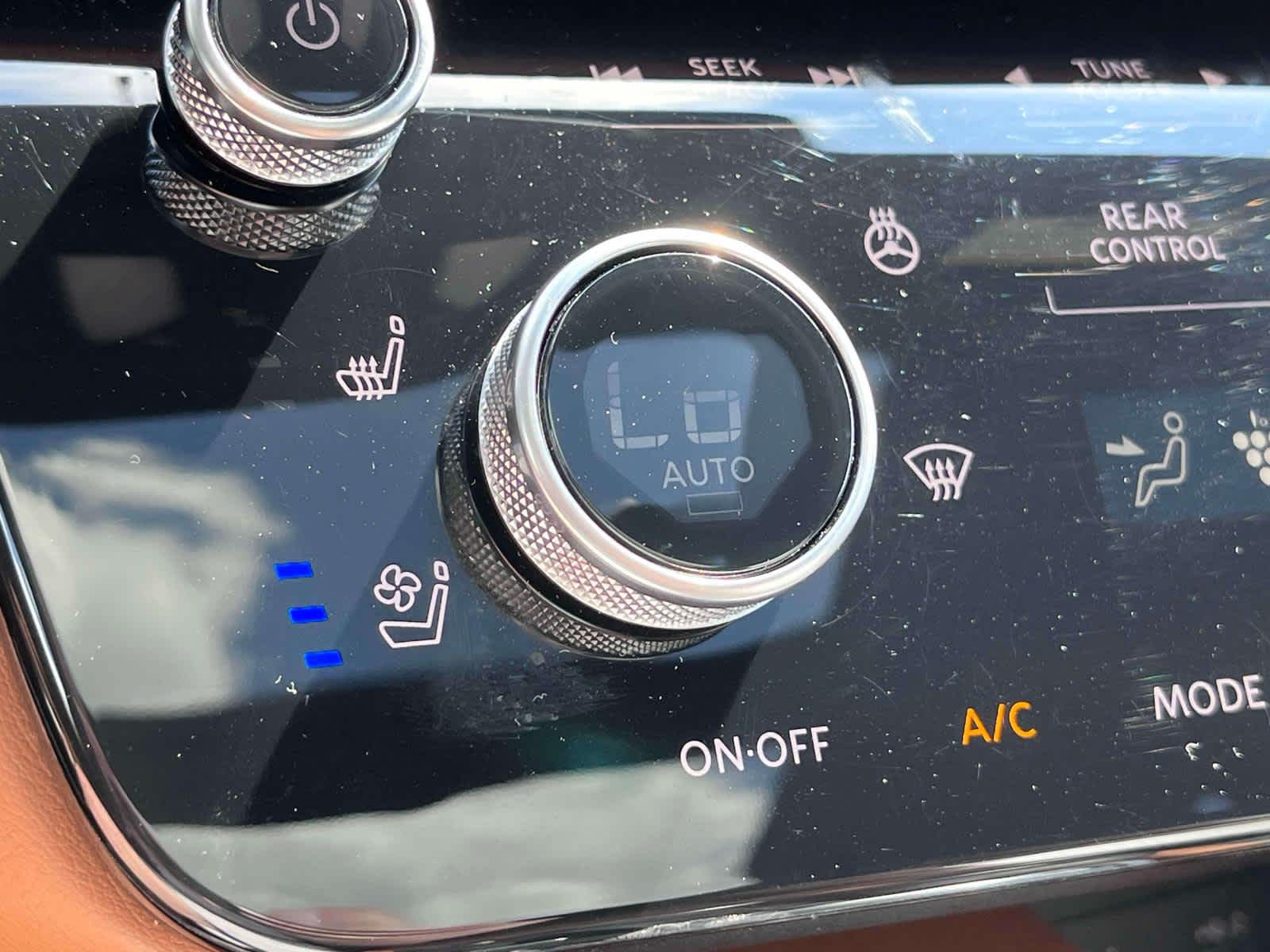 2023 Infiniti QX60 Autograph photo 25
