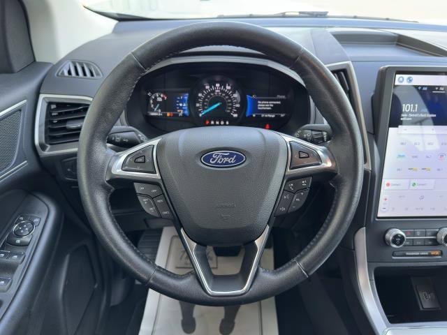 2022 Ford Edge SEL photo 51