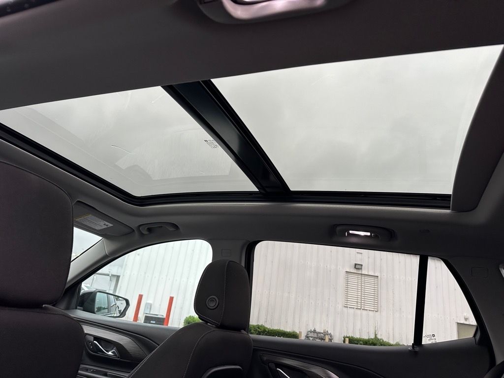 2022 Gmc Terrain SLE photo 17