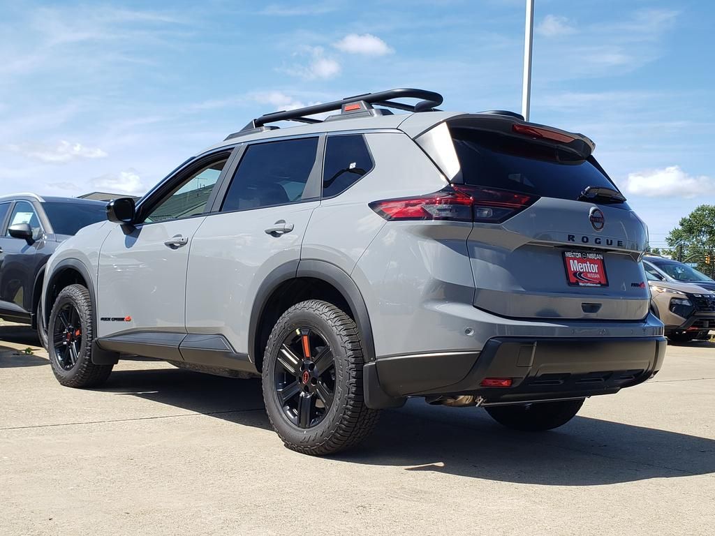 2026 Nissan Rogue SV photo 4