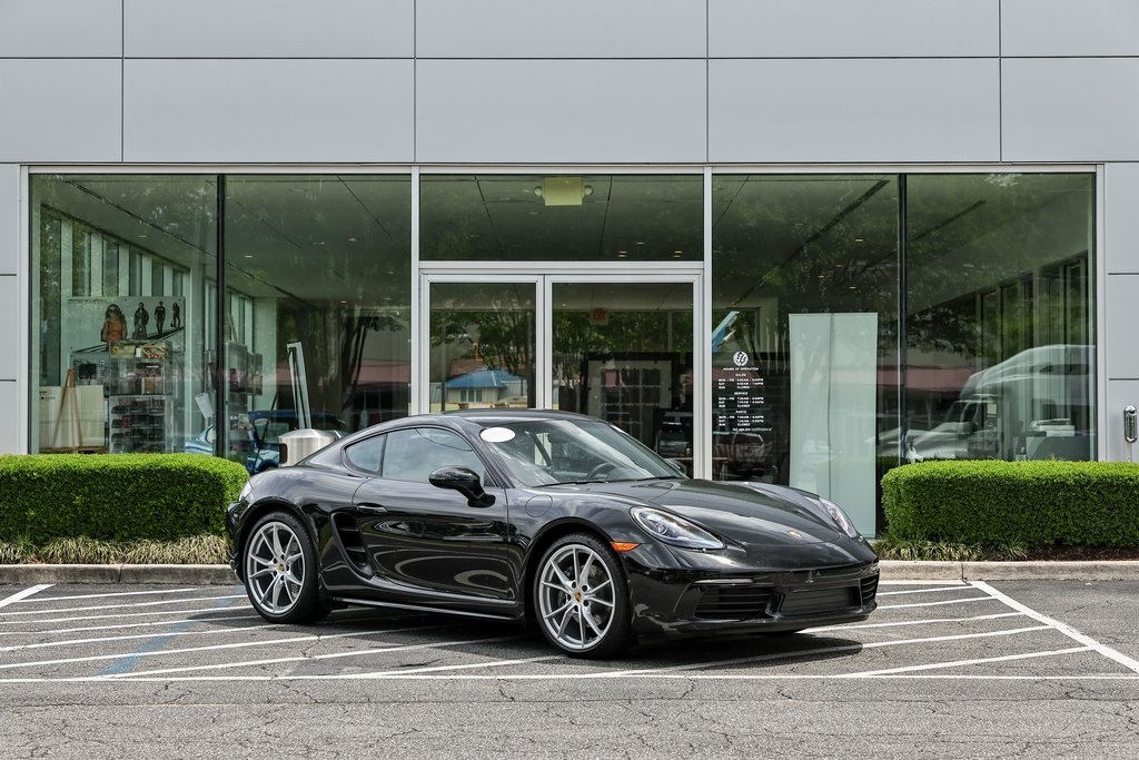 2025 Porsche Cayman Base photo 8