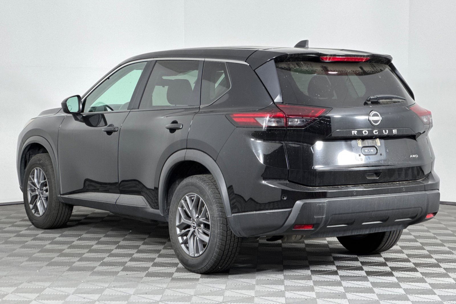 2024 Nissan Rogue S photo 5