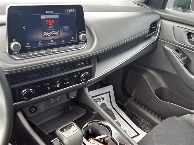 2024 Nissan Rogue S photo 28