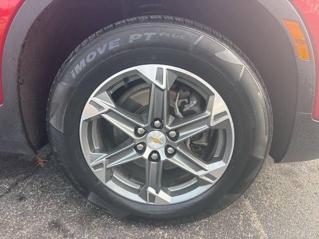 2024 Chevrolet Blazer 2LT photo 2