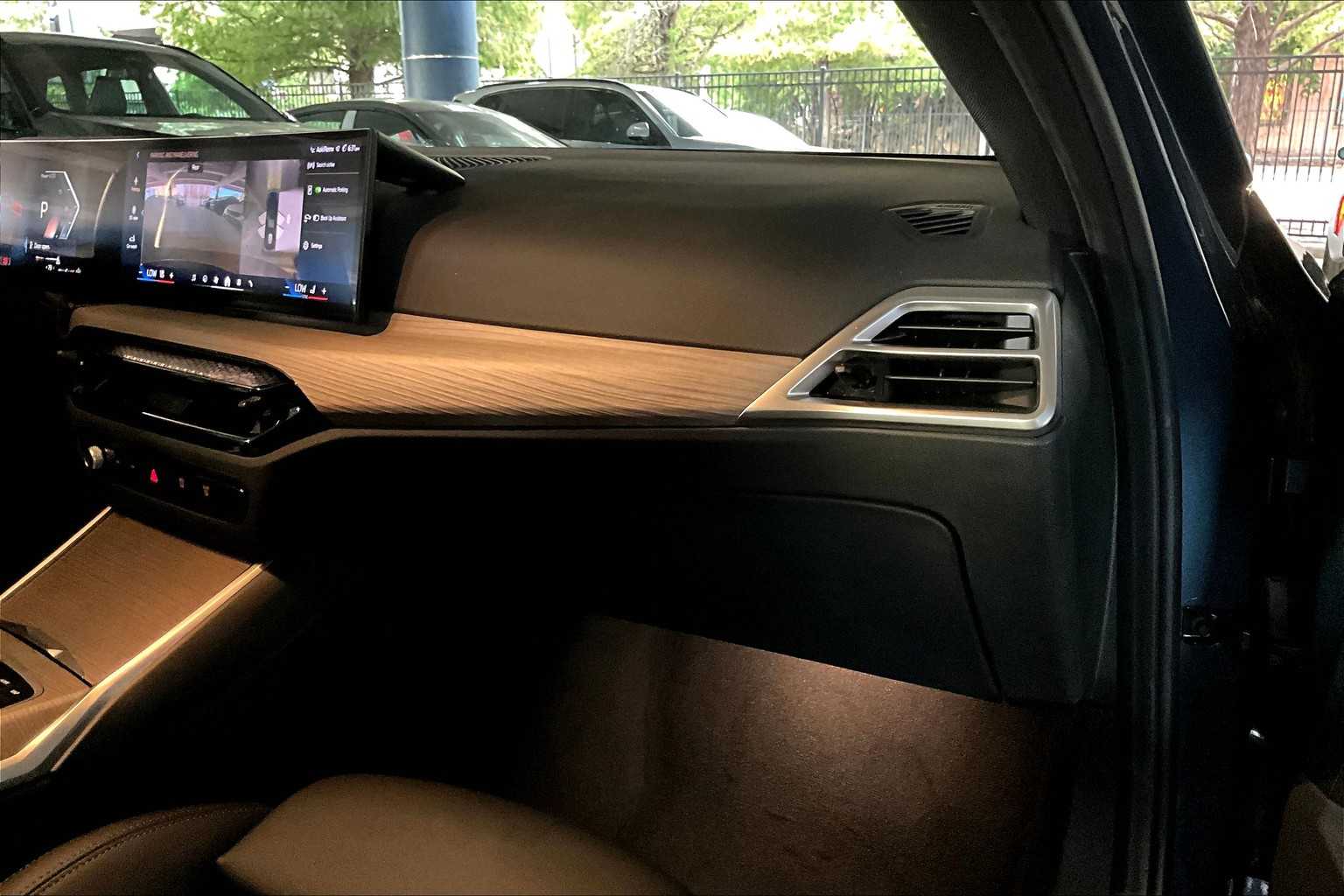 2025 Bmw 330i photo 18