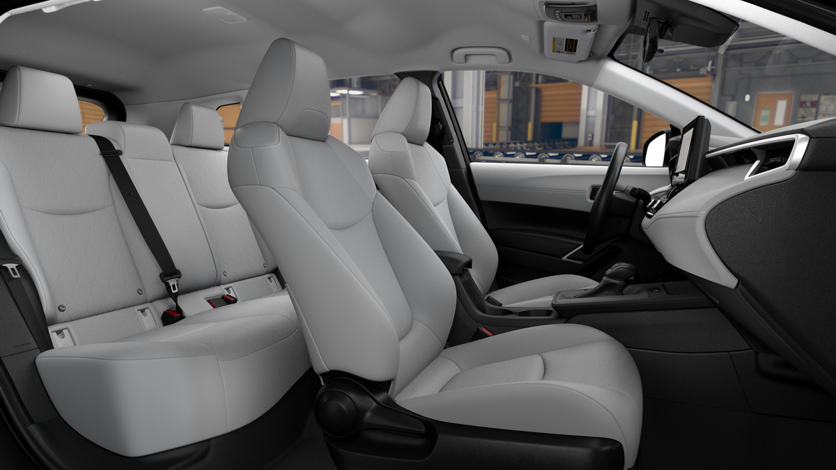 2026 Toyota Corolla Cross L photo 17