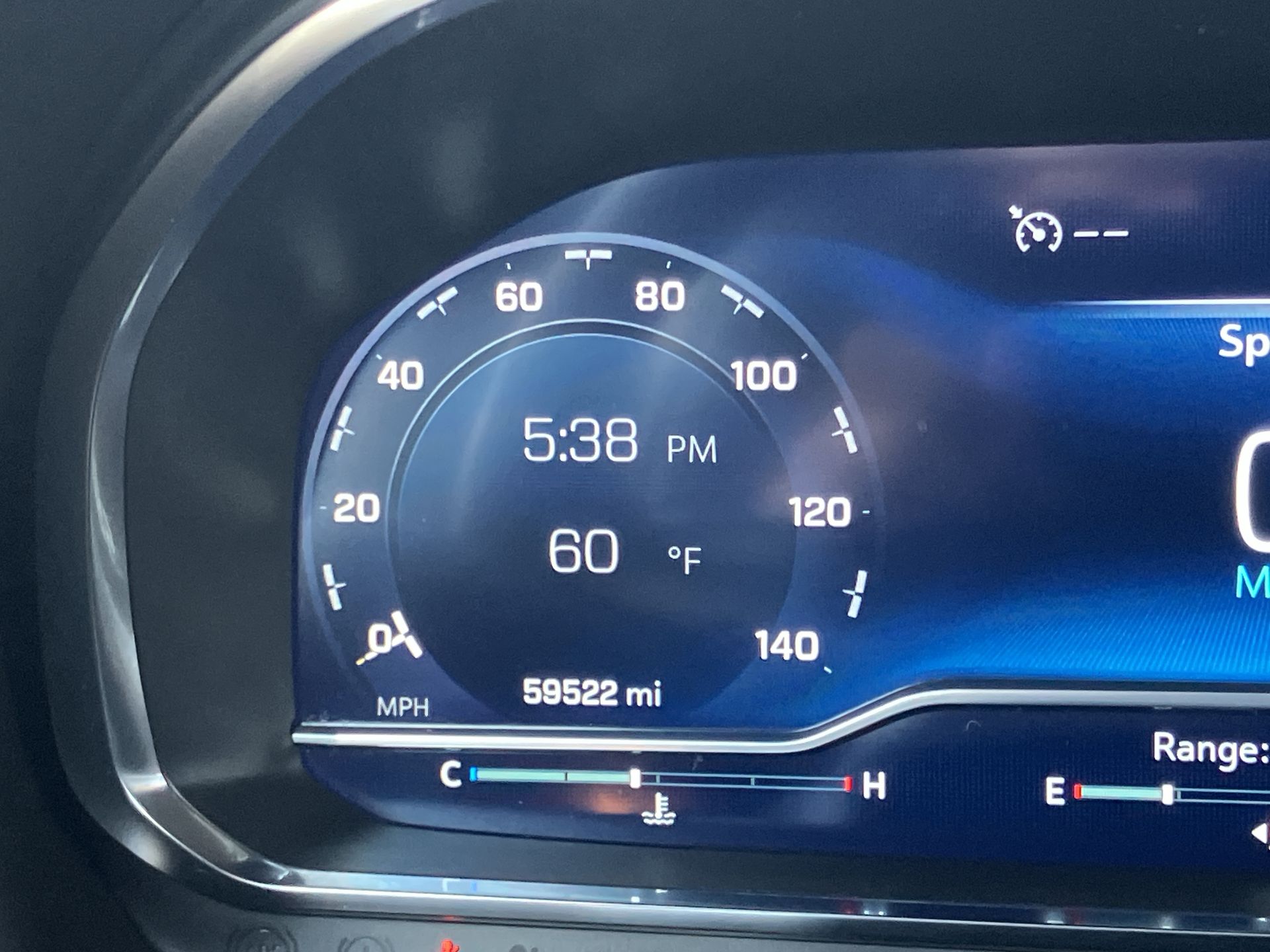 2023 Chevrolet Suburban Z71 photo 4