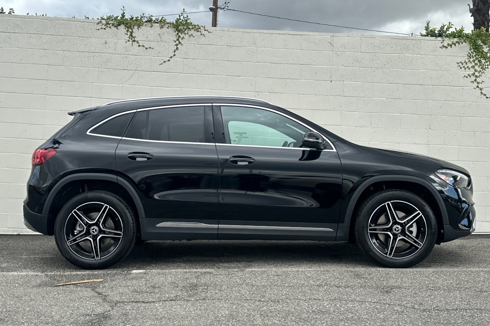 2026 Mercedes Benz GLA 250 photo 4