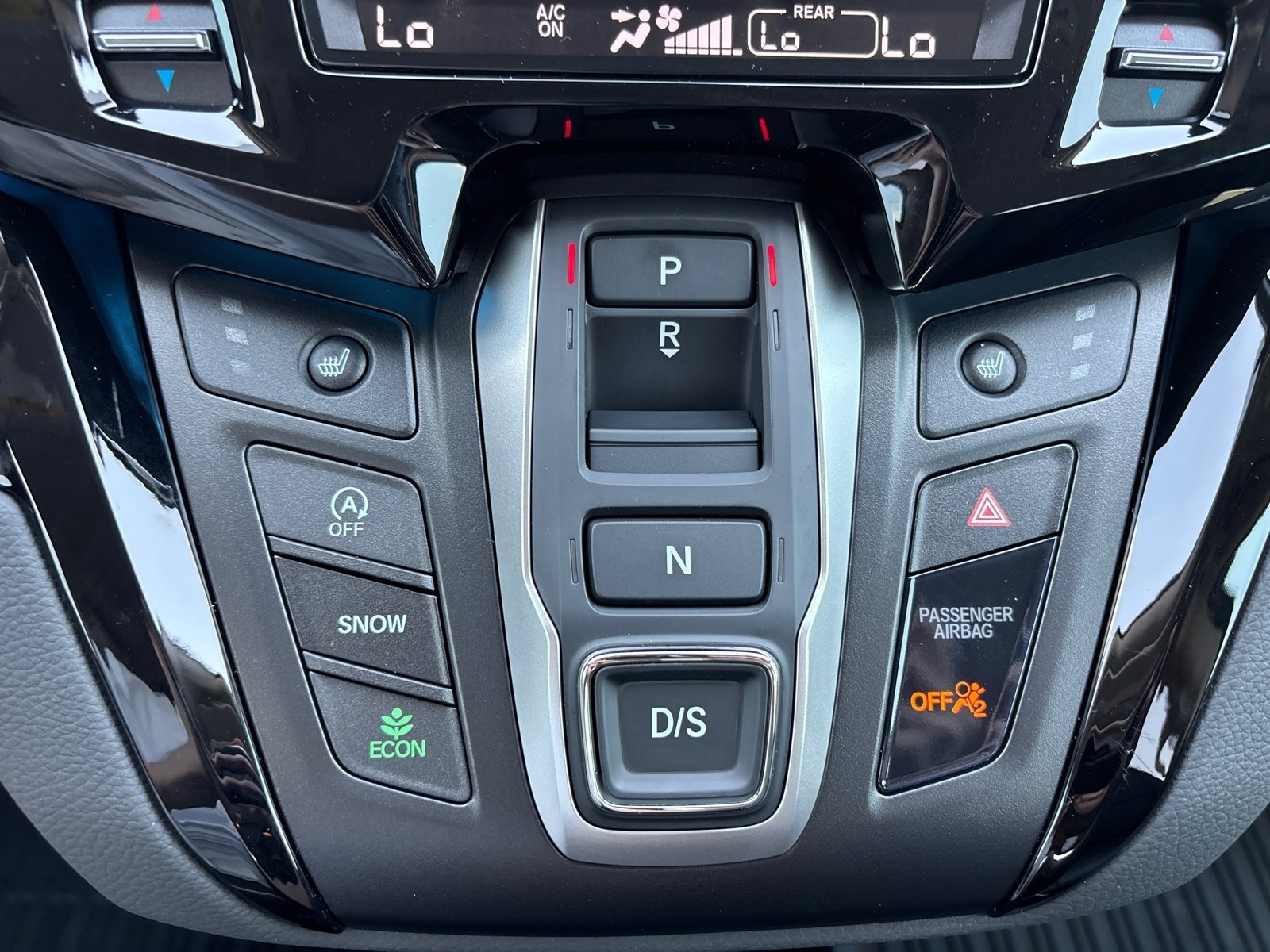2026 Honda Odyssey Touring photo 9