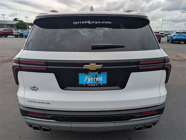 2025 Chevrolet Traverse photo 4
