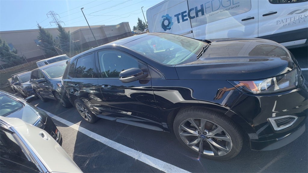 2017 Ford Edge Sport photo 5