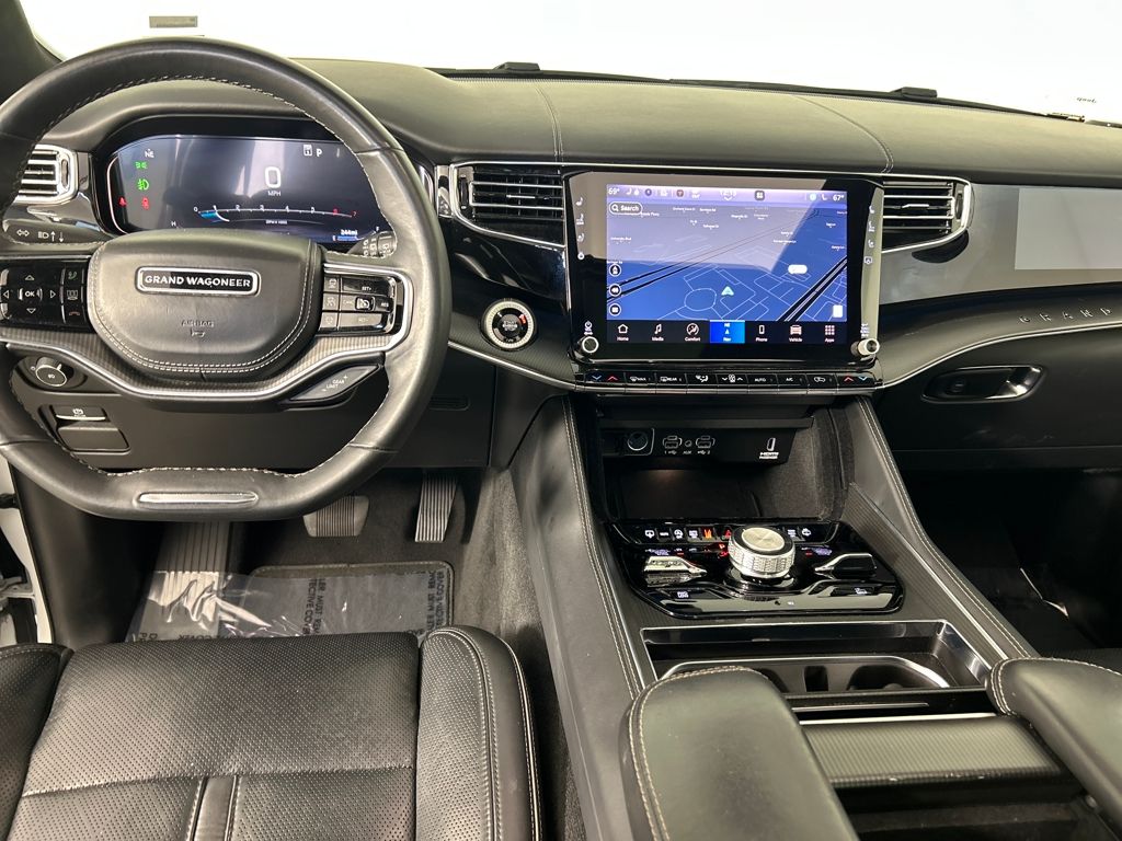2024 Jeep Grand Wagoneer L II photo 2