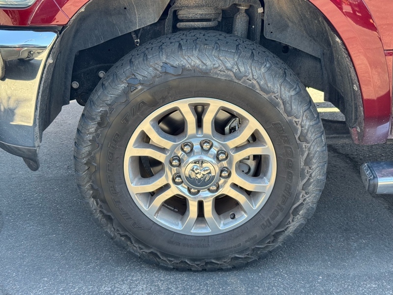 2017 Ram 2500 Laramie photo 2