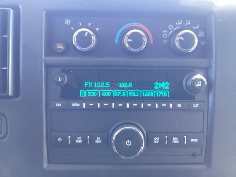 2025 Chevrolet Express 2500 Work Van photo 29