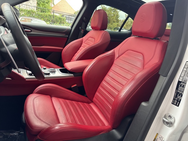 2021 Alfa Romeo Stelvio Ti Sport photo 17