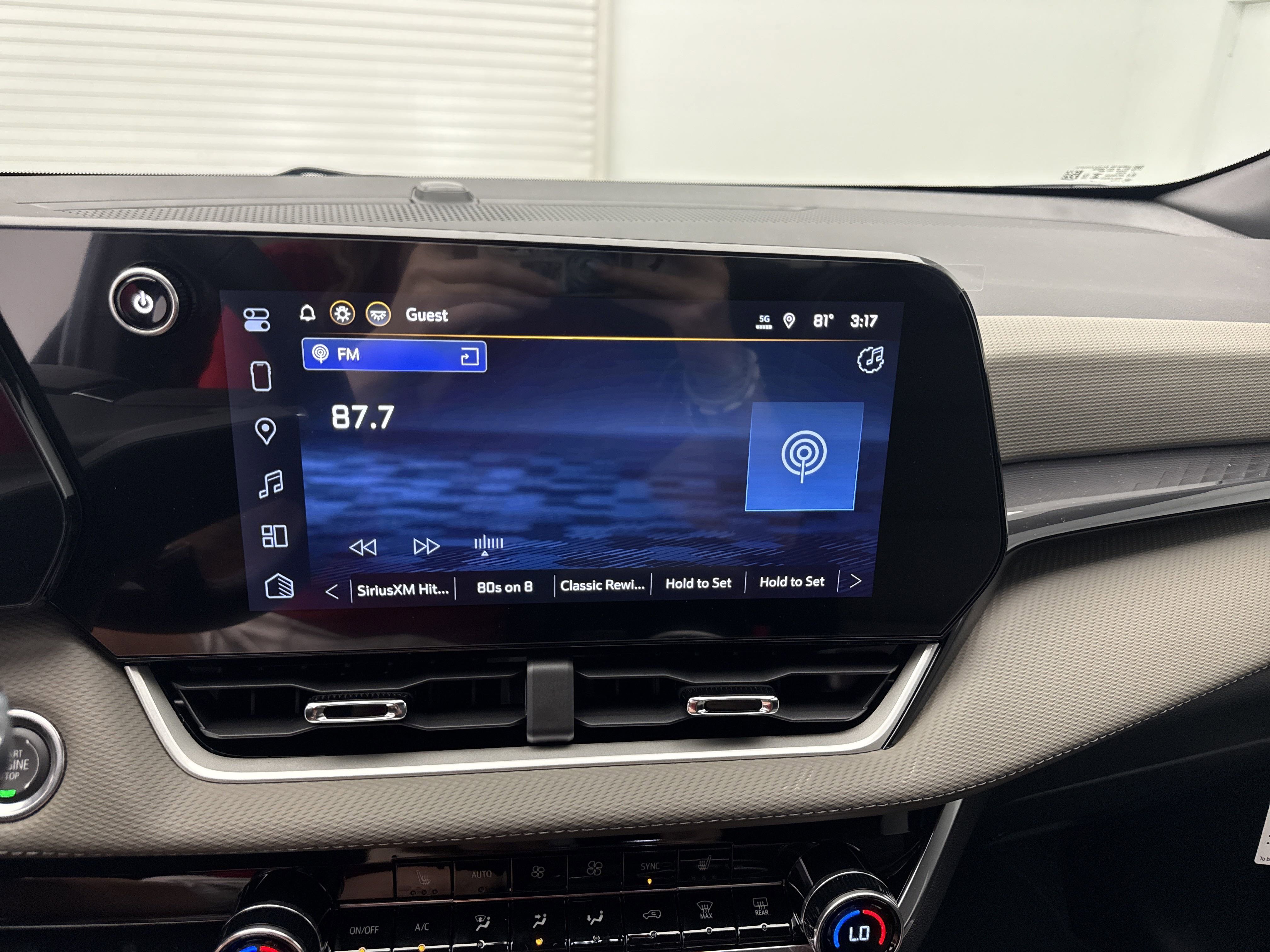 2026 Chevrolet Equinox LT photo 26