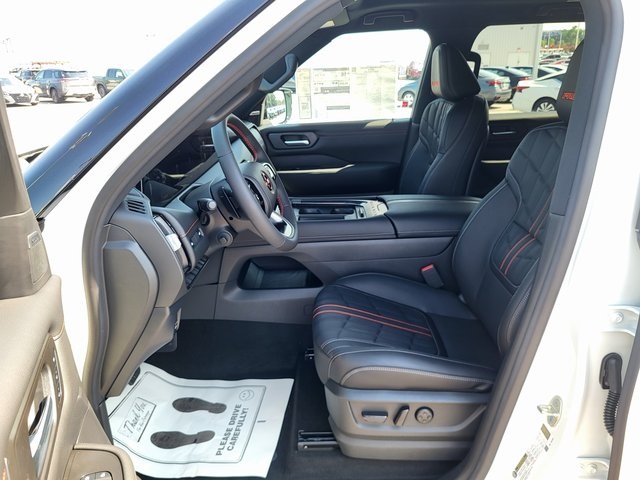 2025 Nissan Armada photo 11