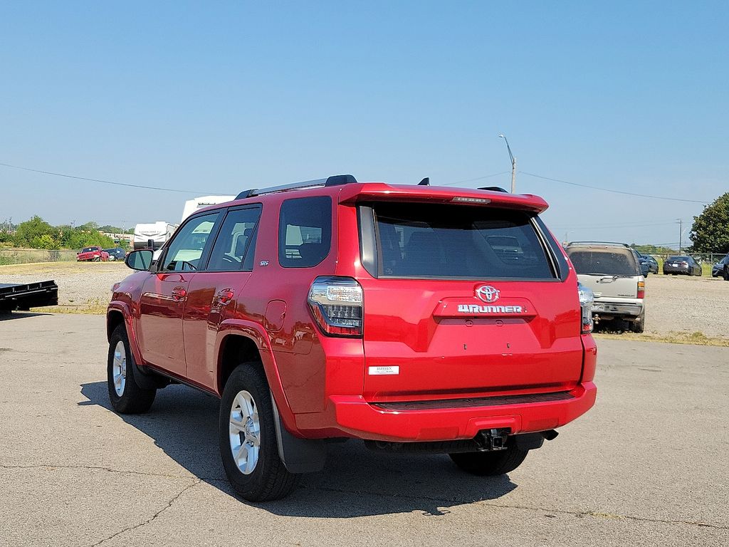 2024 Toyota 4Runner SR5 photo 4