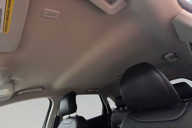 2019 Ford Edge SEL photo 12