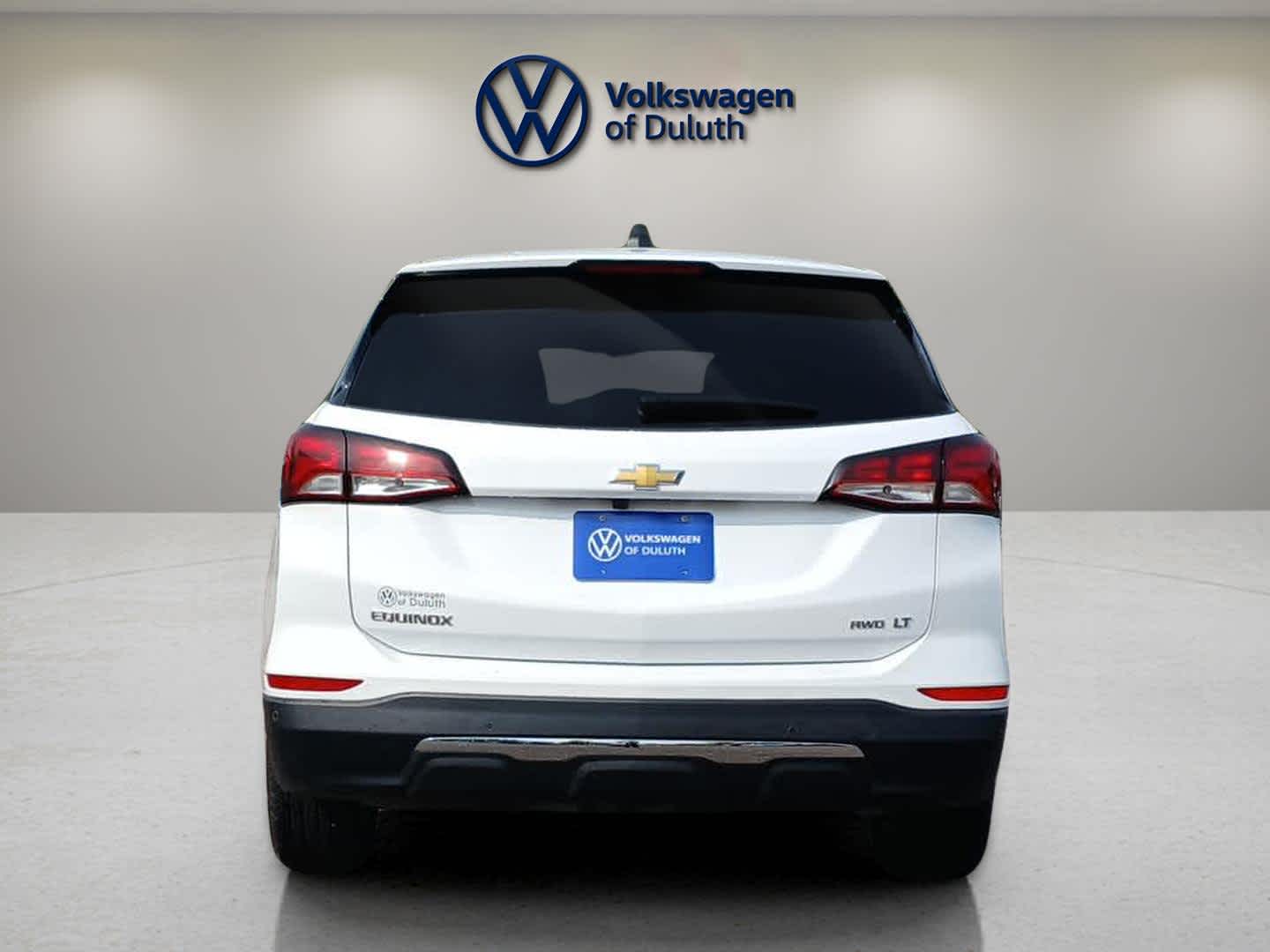 2024 Chevrolet Equinox LT photo 3