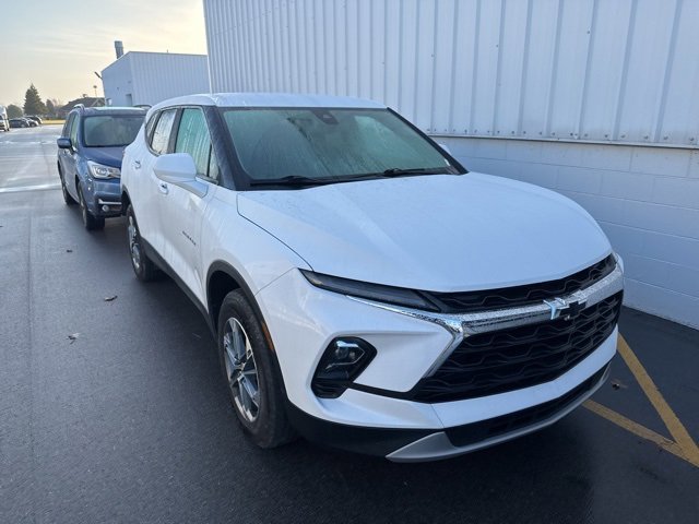 2023 Chevrolet Blazer 2LT photo 3