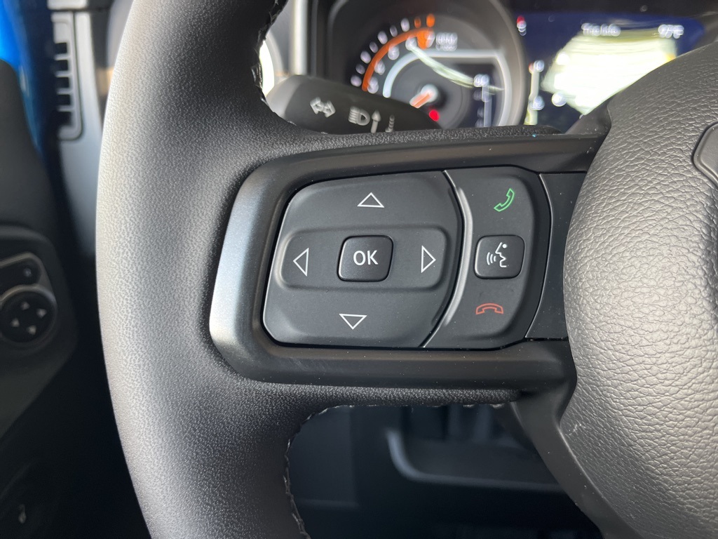 2025 Jeep Gladiator Sport photo 42