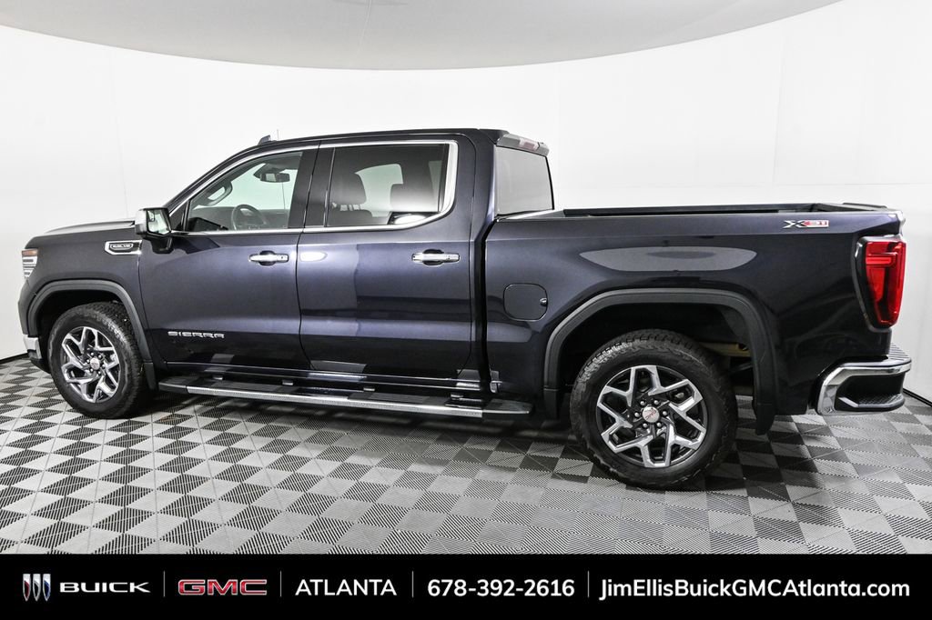 2023 Gmc Sierra SLT photo 2