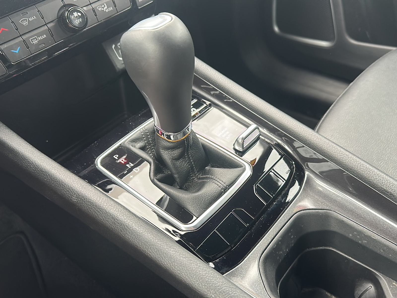 2024 Jeep Compass Latitude photo 16