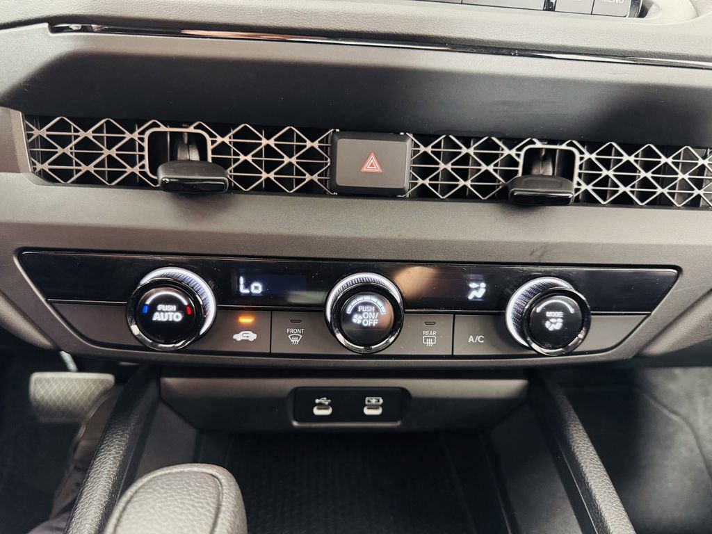2024 Honda Accord LX photo 13