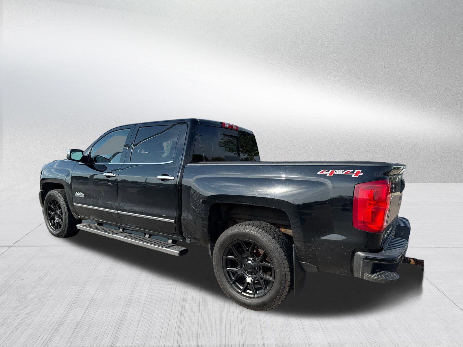 2016 Chevrolet Silverado 1500 High Country photo 6