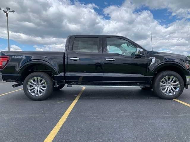 2024 Ford F-150 XLT photo 4