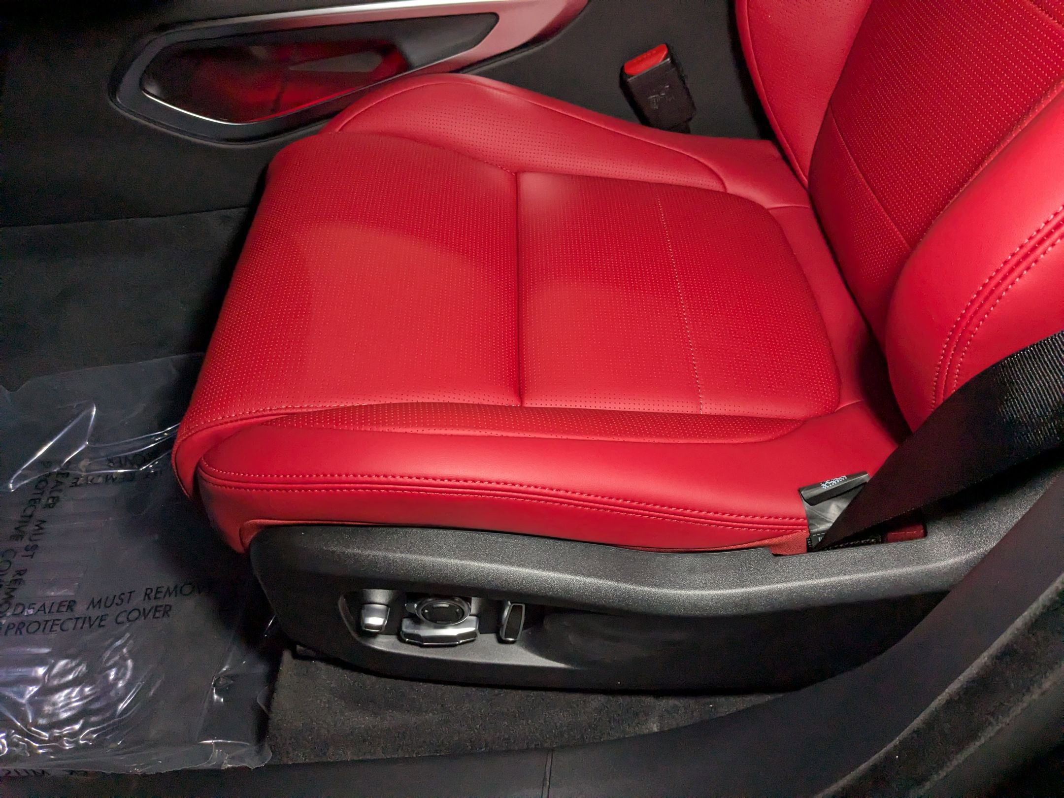 2026 Jaguar F-PACE P250 R-Dynamic S photo 4