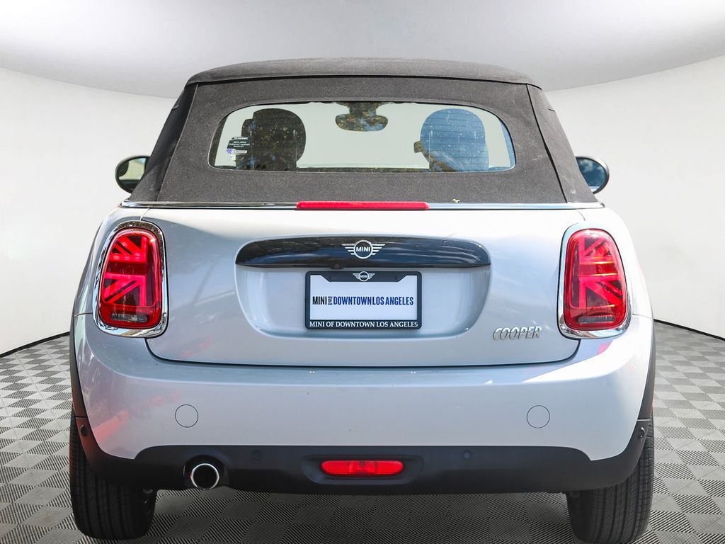 2021 Mini Cooper Signature Convertible photo 5