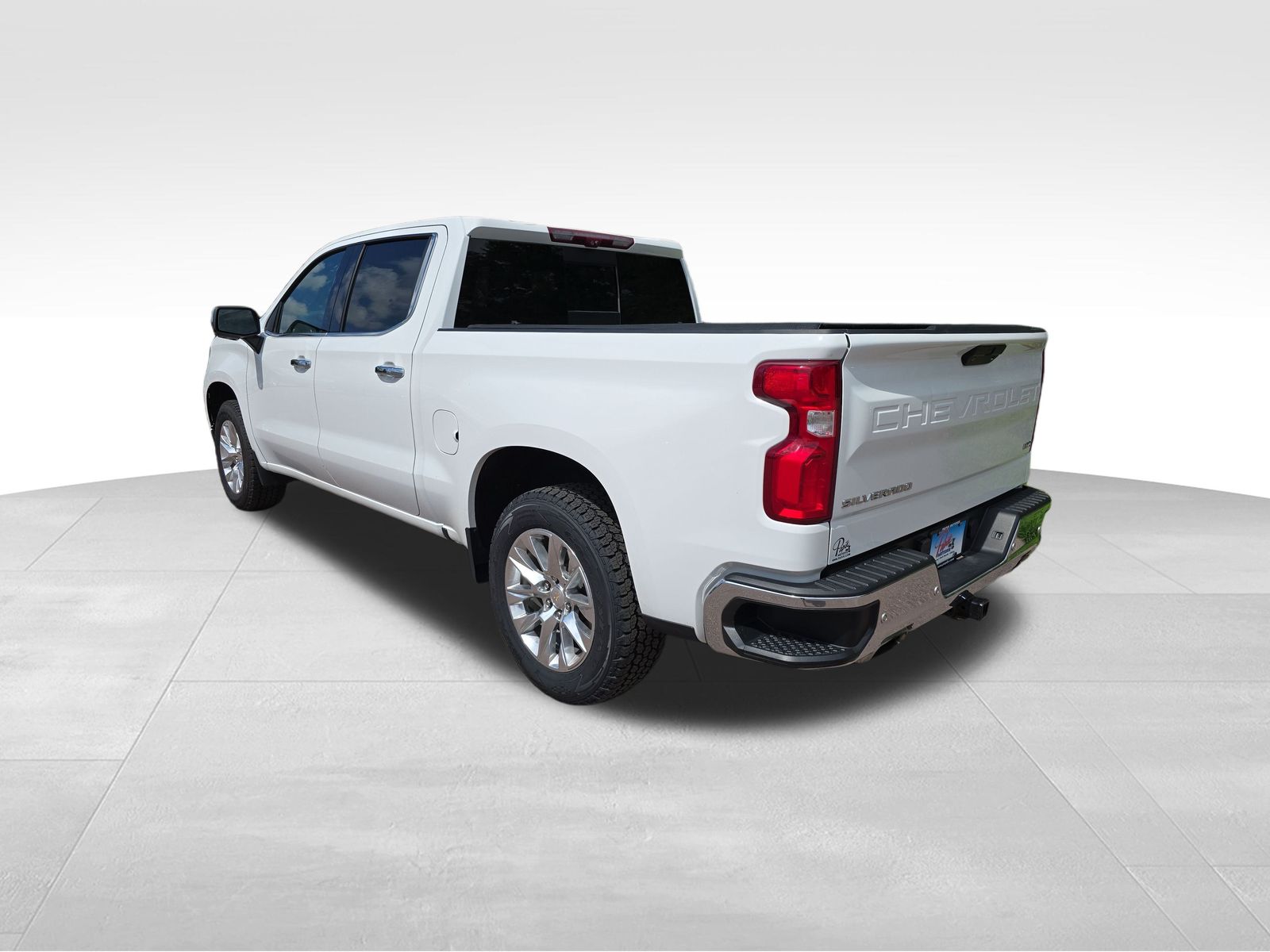 2021 Chevrolet Silverado 1500 LTZ photo 3