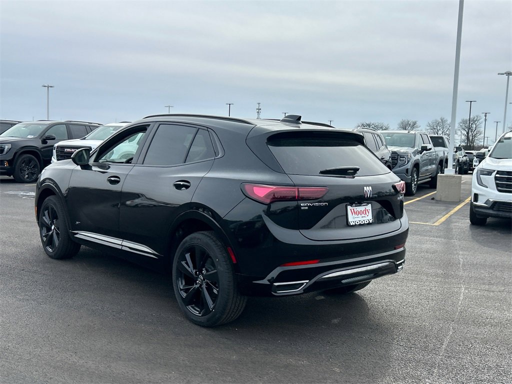 2025 Buick Envision Sport Touring photo 6