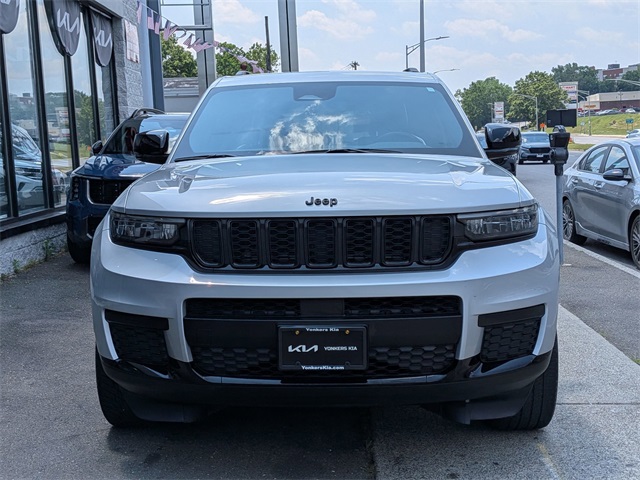 2021 Jeep Grand Cherokee Altitude photo 2