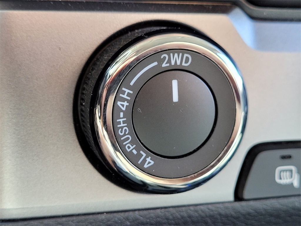 2022 Toyota Tacoma SR5 Double Cab V6 photo 19