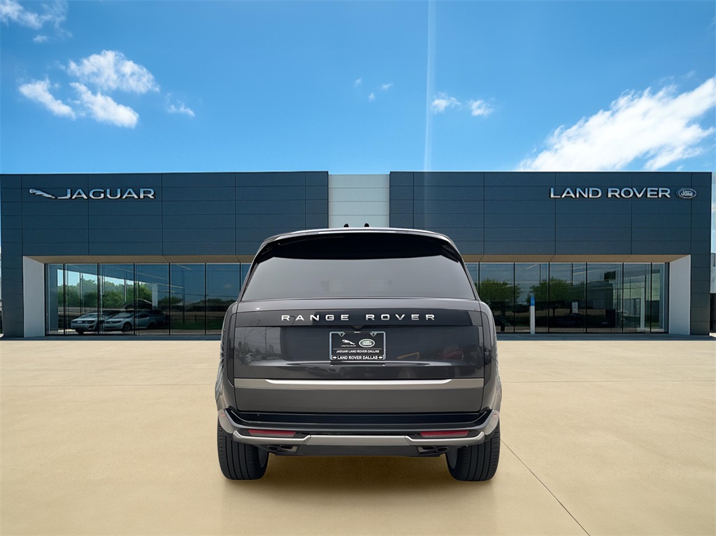 2025 Land Rover Range Rover SE photo 2