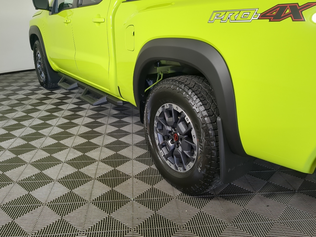 2026 Nissan Frontier PRO-4X photo 3