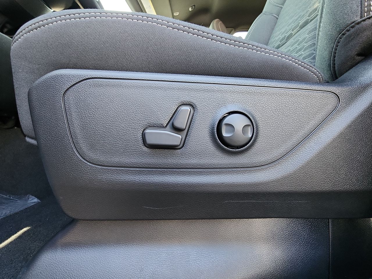 2026 Ram 1500 Big Horn photo 12
