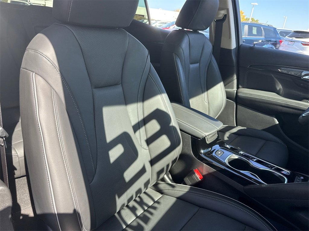 2023 Buick Envision Essence photo 35