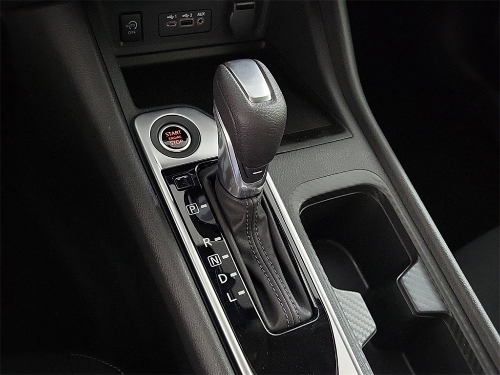 2025 Nissan Sentra SV photo 28
