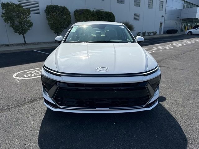 2024 Hyundai Sonata Hybrid SEL photo 2