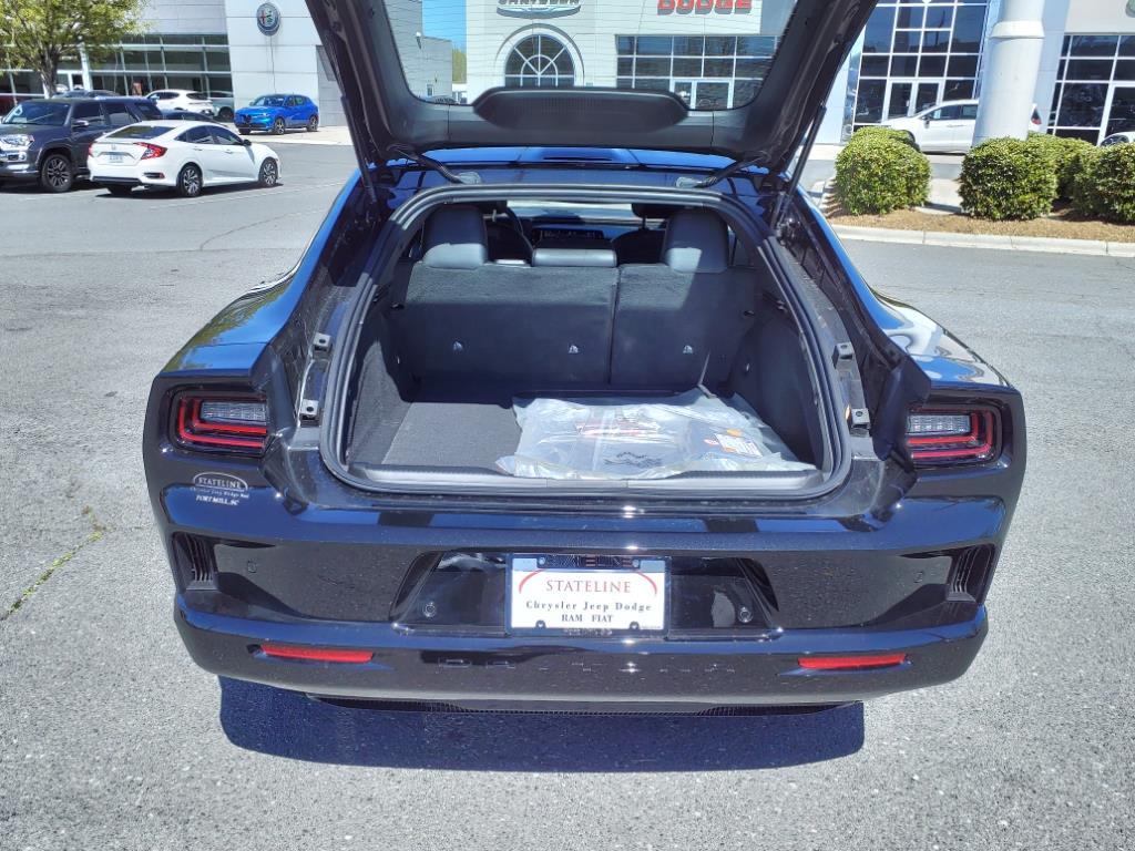 2025 Dodge Charger R/T photo 21