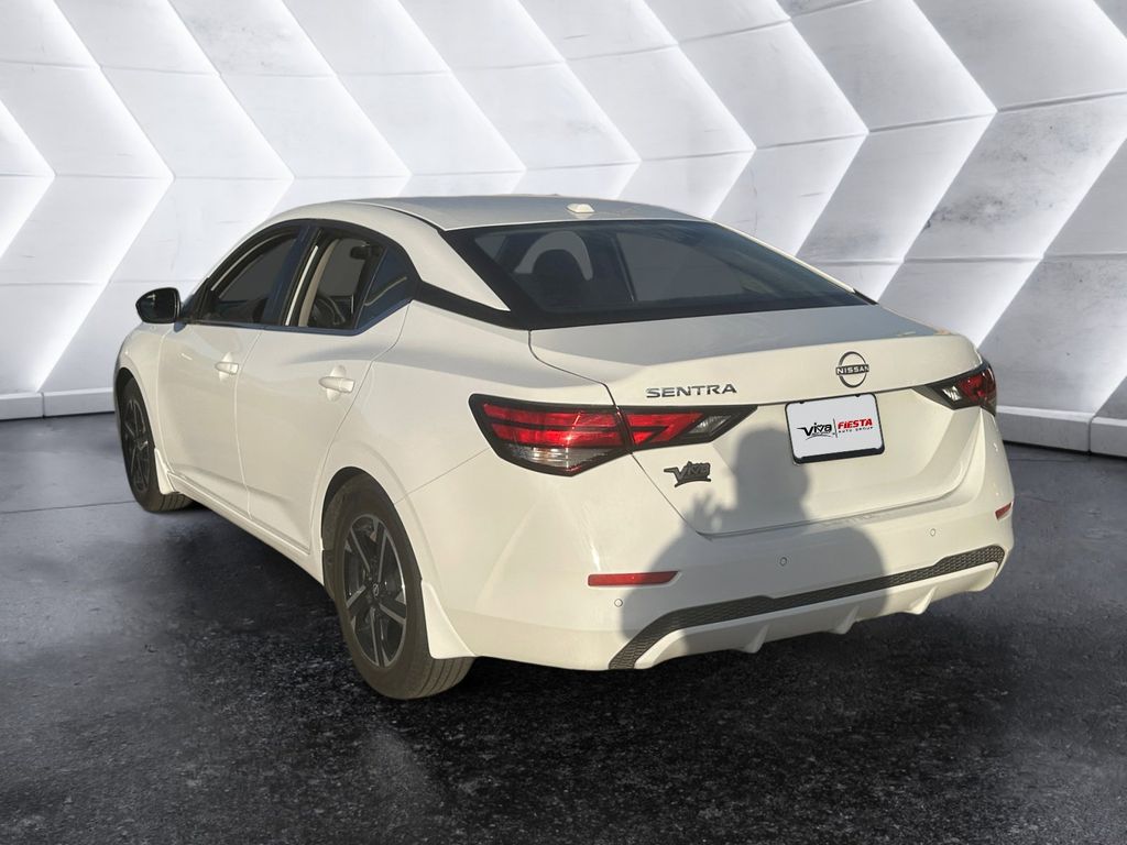 2025 Nissan Sentra SV photo 6