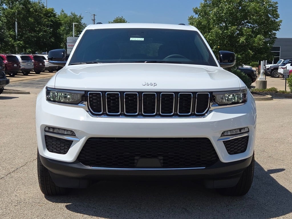 2025 Jeep Grand Cherokee Limited photo 5
